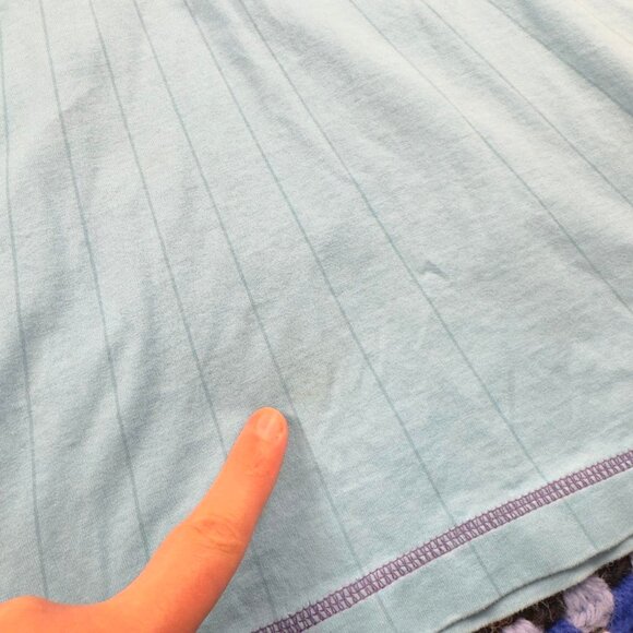 Vintage COOGI T-Shirt โ Blue โ Embroidered Eagle Sword Graphic โ Size Large - Picture 4 of 8